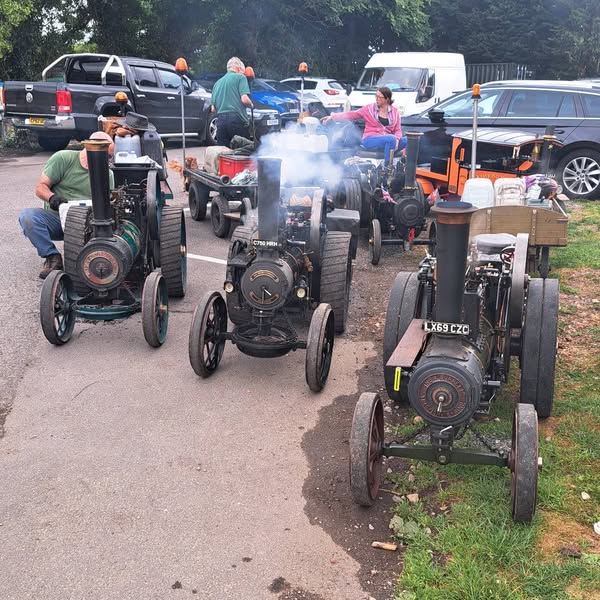 bax castle and countryman's pub pic